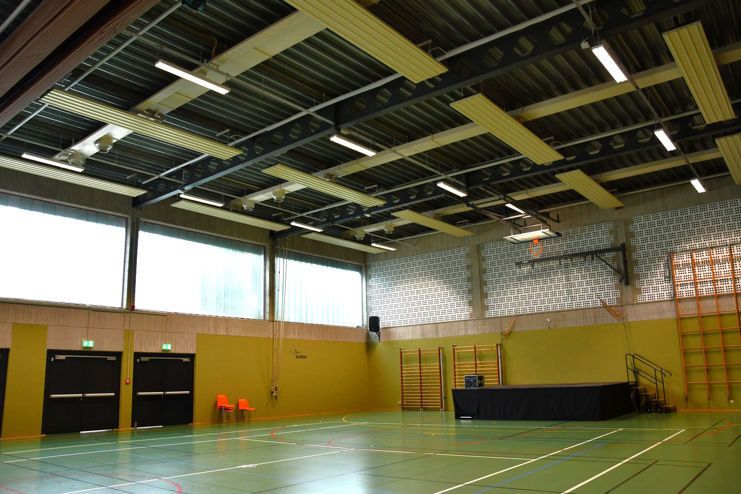 Schuttrange: Nouvel éclairage écoénergétique pour la salle de sport 2 et les terrains de tennis